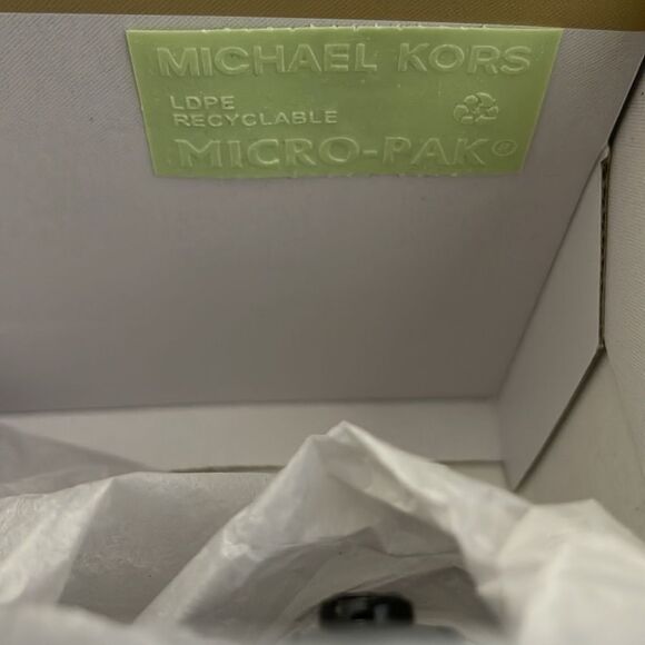 Michael Kors Women’s Trent Slip Leather Black - Picture 12 of 12